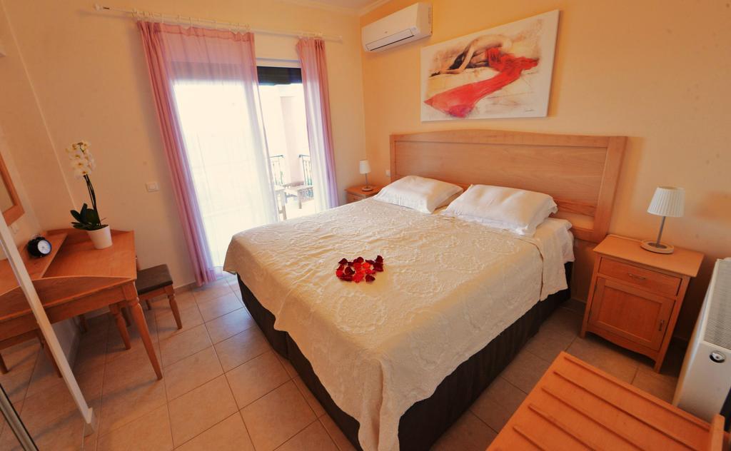 Villa Artemis Барбати Екстериор снимка