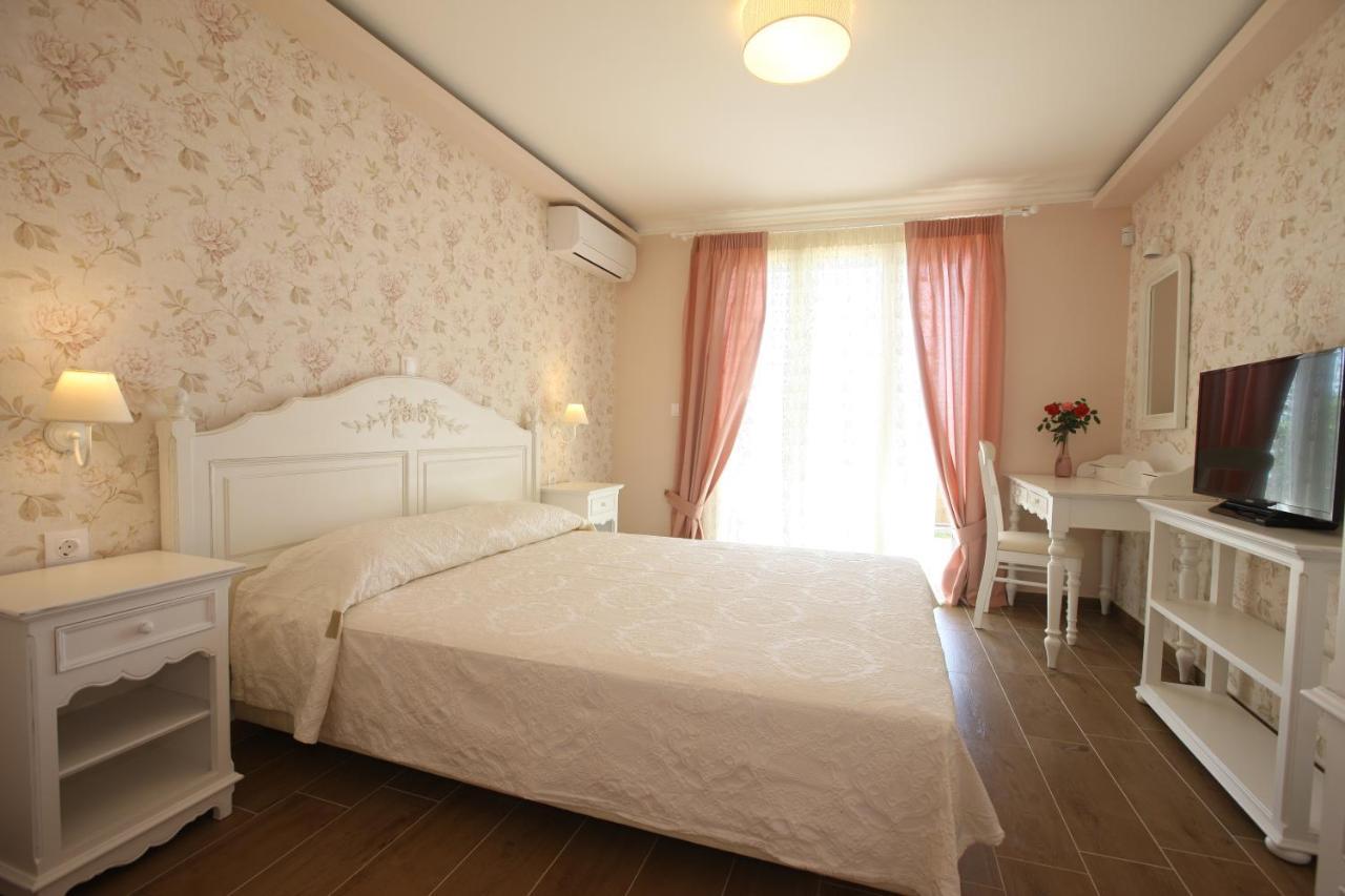 Villa Artemis Барбати Екстериор снимка